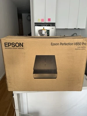 Epson Perfection V850 Pro Flatbed Scanner - B11B224201 - Image 1 of 3