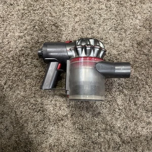 Dyson Base Motor Handle Body Only SV10 V8 Cordless Vacuum, No Battery Or Filter - Picture 1 of 6