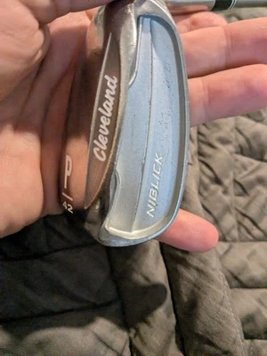 Women's Right Cleveland Niblick pitching wedge.ladies graphite.chipper - Image 1 of 4
