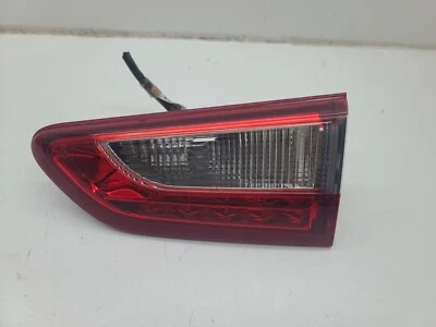 INFINITI JX35 QX60 LUZ TRASERA INTERIOR TRASERA DERECHA LUZ TRASERA 2013-2015 OEM Foto 1 de 3