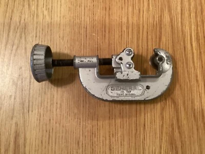 GENERAL TOOLS ~ NO. 120 ~ Made in USA. Pipe Tubing Conduit Cutter Good Condition - Image 1 of 4