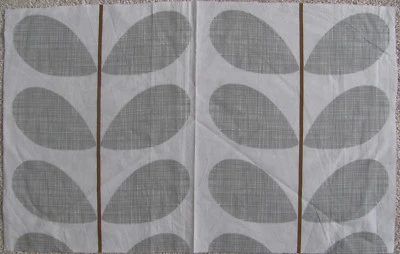 50cm Long x 100cm Wide Orla Kiely Scribble Stem Grey Lightweight Fabric New - Image 1 of 4