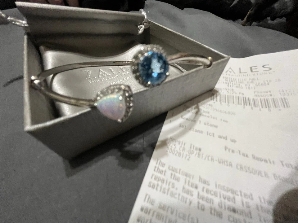 blue topaz and opal bracelet sterling silver - Image 1 of 1