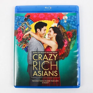 Crazy Rich Asians Blu-Ray DVD Film Film Romantische Komödie Drama - Bild 1 von 5