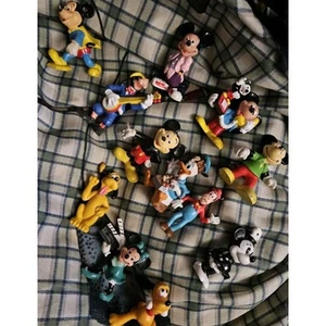 12 Vtg Pvc Disney Figure Mickey Minnie Pluto Donald Goofy Lot +++ - Picture 1 of 12