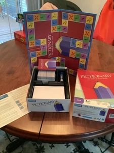 Complete! Pictionary The Game of Quick Draw 2009 Parker Brothers - Picture 1 of 5
