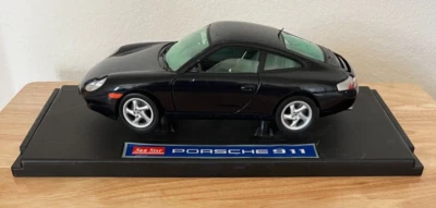 Sun Star  Porsche 911 Model 1/18 Carrera  Dark Blue Body Coated. For Parts - Image 1 of 4
