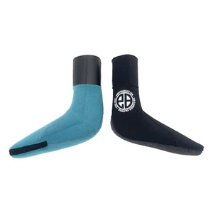 Piedini termici eBodyboarding - Stivaletti foderati in peluche 3 mm, 5 mm e 7 mm - Foto 1 di 18