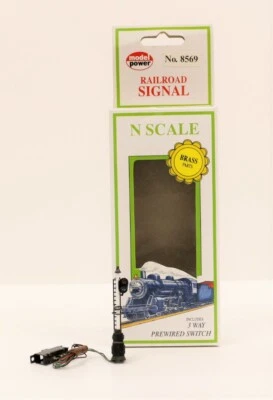 8569 Model Power USA Railway Signal type FS with 2 lights N scale 1:160 - Image 1 of 2