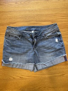 Lauren Conrad Women's Size 12 Midi Cuffed Blue Jean Shorts Distressed - Picture 1 of 11