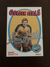 1971-72 Topps hockey Gary Smith Seals signed card 124 autograph