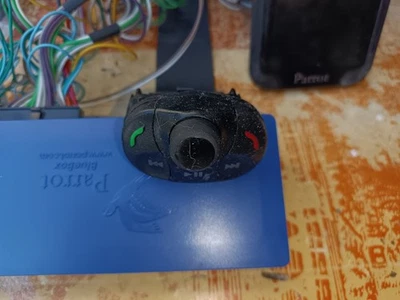 Kit Bluetooth Parrot MKi 9200 - Photo 1/3