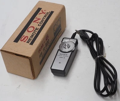 Nuevo en caja Mando a distancia Sony RM-6 para cinta carrete a carrete TC-800 Foto 1 de 2