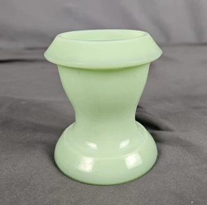 Portauovo doppio in giadeite - Vintage alto 3" verde pallido - Foto 1 di 5