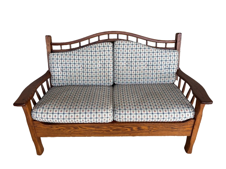 HUNT COUNTRY FURNITURE LIGHT OAK SHAKER STYLE PADDLE ARM SETTEE - LOVESEAT - Image 1 of 4