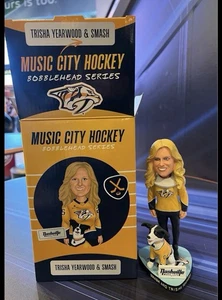 Trisha Yearwood & Smash bobblehead, Nashville Predators' Music City Hockey NEW - Picture 1 of 2