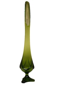 29" Viking Glass Avocado Green 3 Toe Drape Swung Vase Floor Vase Mid Century - Picture 1 of 12