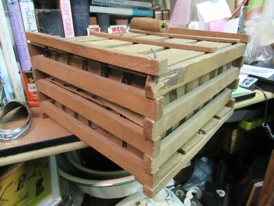 PRIMITIVE WOODEN FARM EGG CRATE BOX WOOD SHIPPING CARRIER ANTIQUE 6 DOZEN - Image 1 of 4