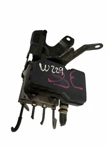 2010 TOYOTA VITZ VII 5G1,BE1,BE2,BQ1 ABS VALVE/PUMP/CONTROLLER 44510-52720. W229 - Picture 1 of 2