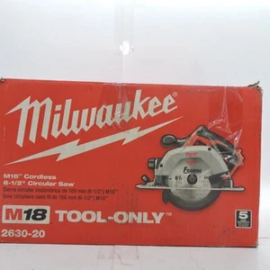 Milwaukee M18 18V Lithium-Ion Cordless 6-1/2" Circular Saw (Tool-Only) 2630-20 - Picture 1 of 7