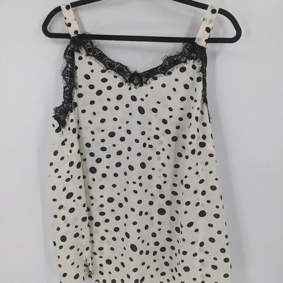 NUEVO CON ETIQUETAS BAR III Camiseta sin mangas para mujer 1X blanca negra lunares encaje ribete cami Foto 1 de 4