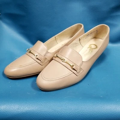Mocassim de couro vintage Quoddy bege/marrom estilo gatinho salto feminino tamanho 8,5 - Imagem 1 de 4