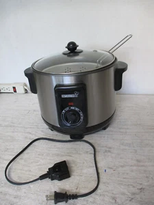 Chef's Selection Deep Fryer w/ Fry Basket CE23278 - Picture 1 of 6