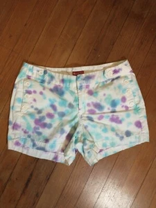 Handmade Custom Women's Tie Dyed Shorts Size 6 Merona - Picture 1 of 2