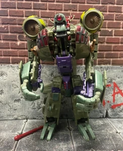 Hasbro Transformers Generations Reveal the Shield Lugnut Complete - Picture 1 of 7