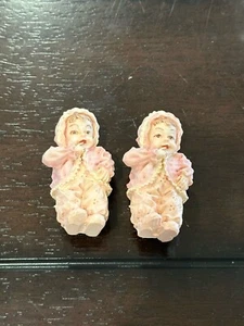 Vintage Dollhouse Miniature Baby Girl Leslie Doll x2, dog - Picture 1 of 3