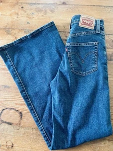 Levi’s Ribcage Bell Damenjeans Größe 25 x 32 Medium Wash hoher Bund Schlag - Bild 1 von 8