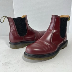Dr. Martens 2976 Women’s Size 9 Chelsea Boots Cherry Red Smooth Leather Men’s 8 - Bild 1 von 8