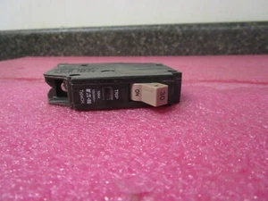 Qty (7) New EATON Cutler Hammer CH130 30A Single Pole Breaker TYPE CH - Picture 1 of 7