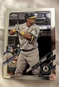 2021 Topps Chrome #216 Khris Davis Refractor - Picture 1 of 2
