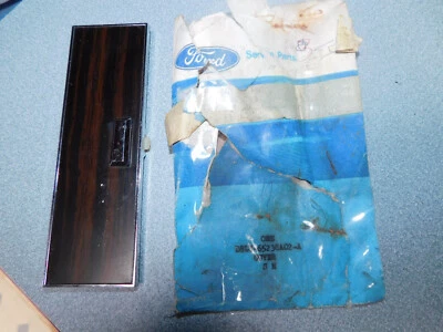 NOS OEM Lincoln Mark V D8LY-65238A02-A "Ebony Woodgrain" Ash Recepticle Cvr 78-0 Foto 1 de 4