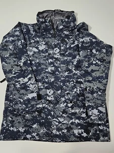 US Navy NWU Type I Working Parka GoreTex Jacket Digital Camo Blue Small X-Short - Picture 1 of 13