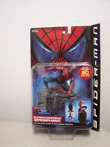 Figura de acción ToyBiz Spider-Man súper posable con repisa de gárgola - Imagen 1 de 8