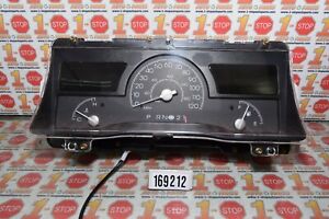 2003 03 2004 04 LINCOLN TOWN CAR INSTRUMENT CLUSTER SPEEDOMETER OEM