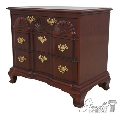 68802: KINDEL 3 Drawer Blockfront Mahogany Chest Dresser - Image 1 of 4