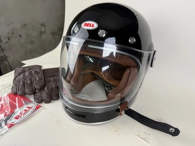 Small Bell Bullitt Motorcycle Helmet (New)  - Comes with Sidici Leather Gloves - Image 1 of 2