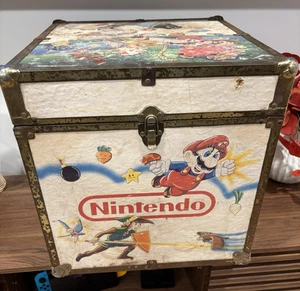 Vintage 1980s Nintendo Super Mario/Zelda Wooden Chest - Picture 1 of 14