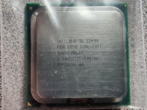 Intel Pentium E5400 SLGTK 2.7 GHz CPU processor - Picture 1 of 1