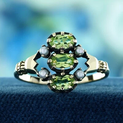 9K Yellow Gold Natural Peridot and Pearl Vintage Style Three Stones Ring - Image 1 of 4