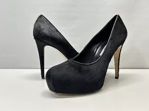 NEU Brian Atwood Pumps schwarz Ponyhaar Plateau hoher Stiletto runde Spitze Gr. 38 - Bild 1 von 17