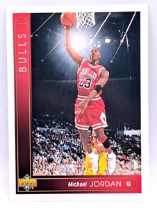 1993-94 UPPER DECK #23 MICHAEL JORDAN - Picture 1 of 1