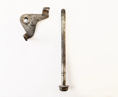 Placa de soporte del alternador Subaru y perno alternador perno pivote 11717AA060 OEM Foto 1 de 2