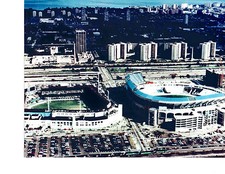 COMISKEY & US CELLULAR CHICAGO WHITE SOX   8X10 PHOTO  BASEBALL ILLINOIS