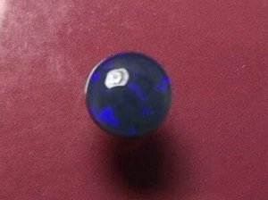 Gorgeous Rolling Nice Colour Natural Solid Black Opal 0.55 carat. - Picture 1 of 12
