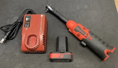 Snap-on Tools CTR717 14,4 В 1/4 дюйма беспроводное зарядное устройство и аккумулятор с храповиком с длинным грифом - Изображение 1 из 4