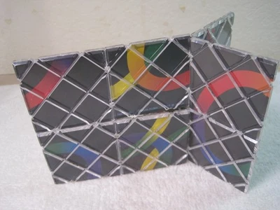 Vintage Rubik's Magic Puzzle Link The Rings Matchbox by Rubik's Cube 1986 - Image 1 of 4